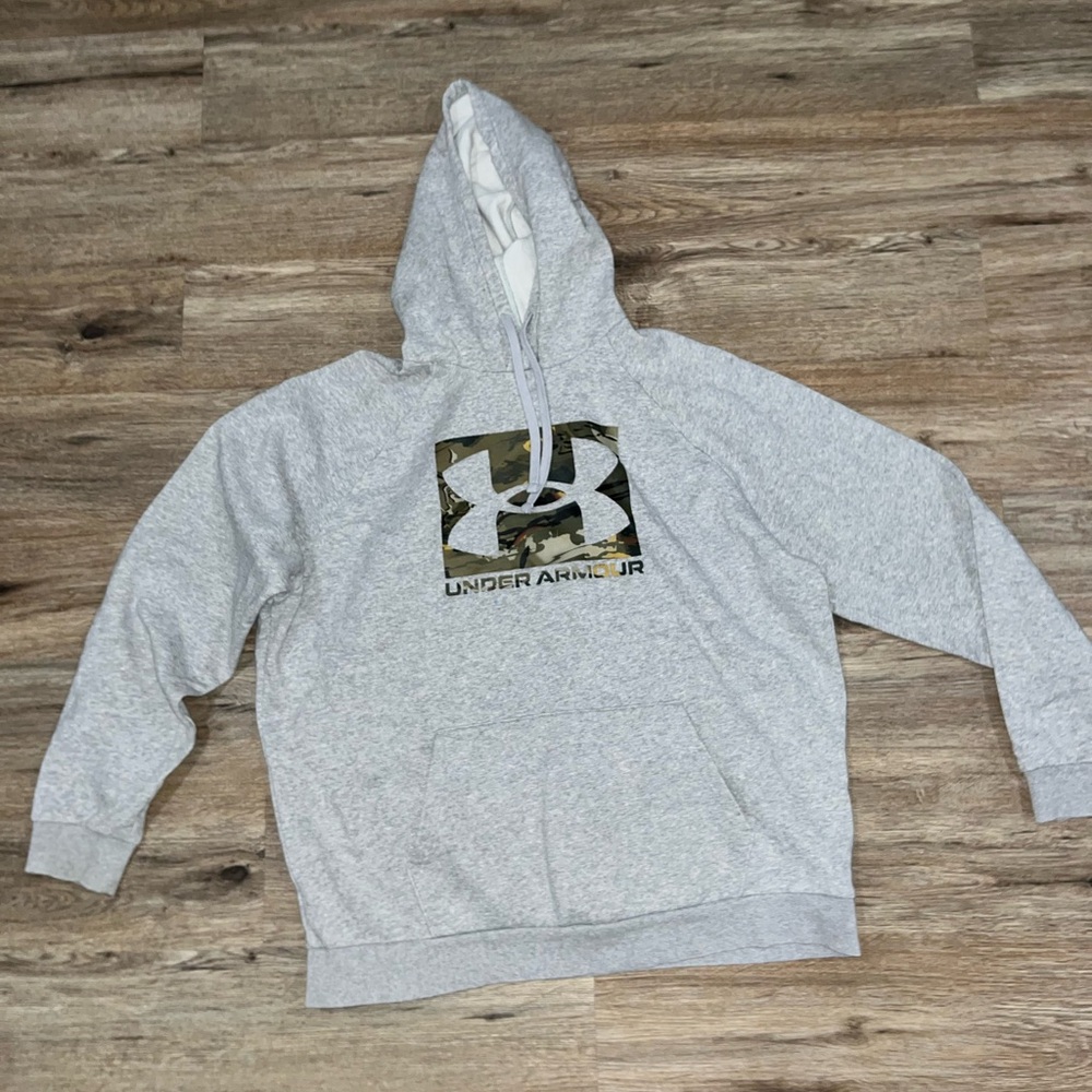 Under Armour Light Gray Hoodie with Camo Logo Under Armour Camo Hoodie